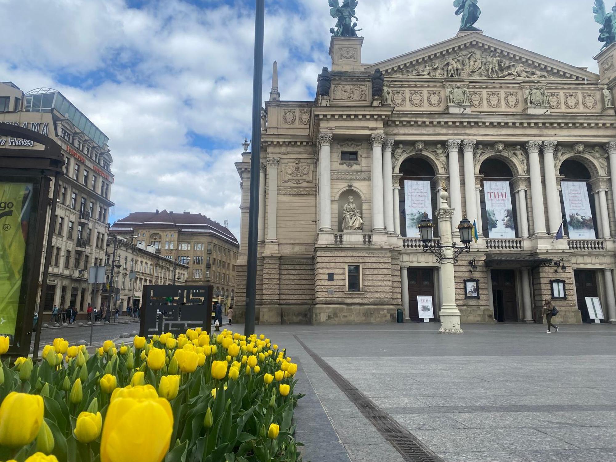 Lviv Apartments "Opera", Svobody Avenue 49 Exteriér fotografie